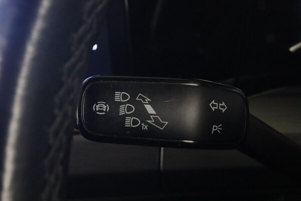 Used Volkswagen Golf 2020 for sale - 76213990: Photo 24