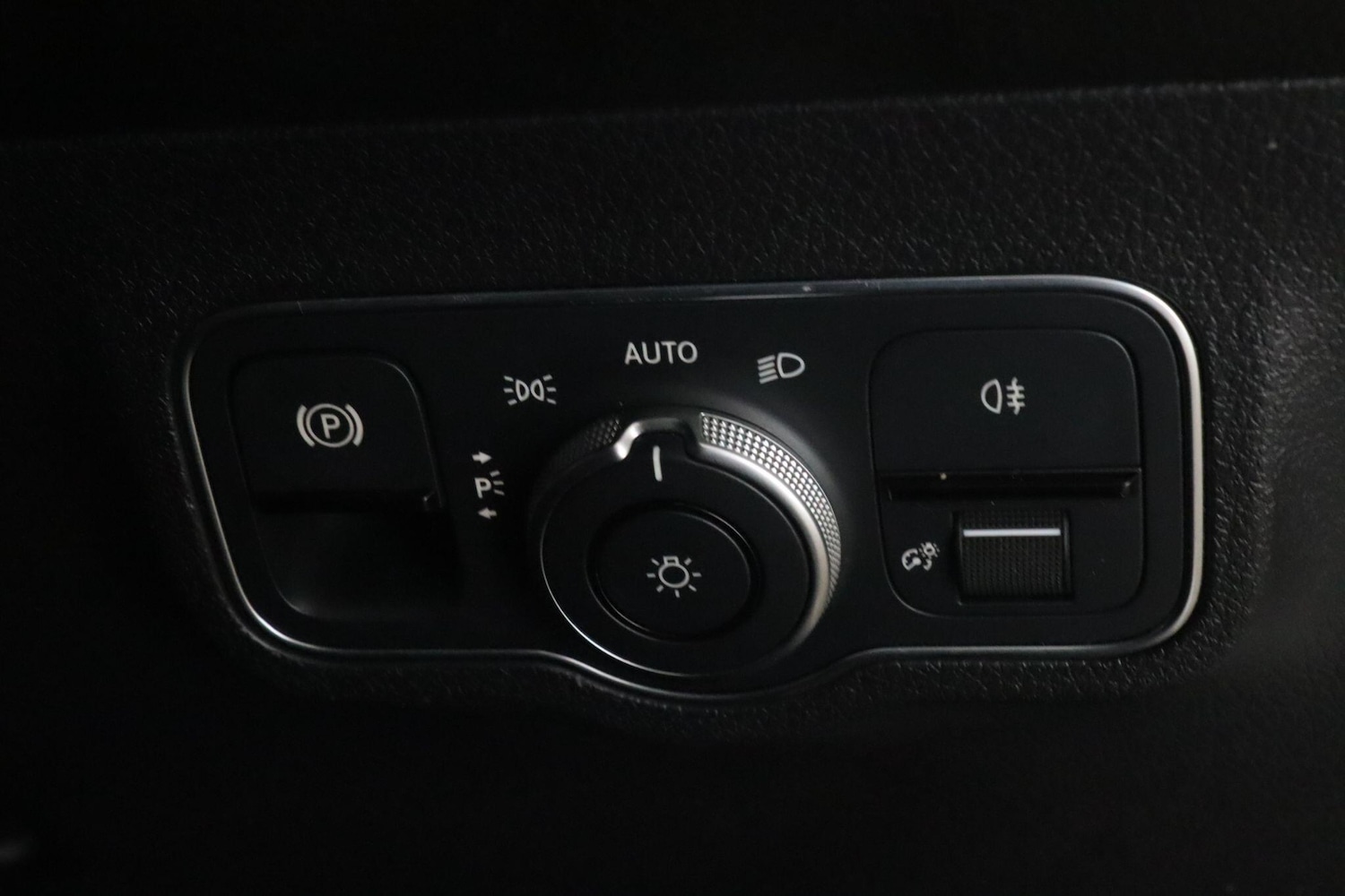 Used Mercedes-Benz GLB 2022 for sale - 77723681: Photo 20