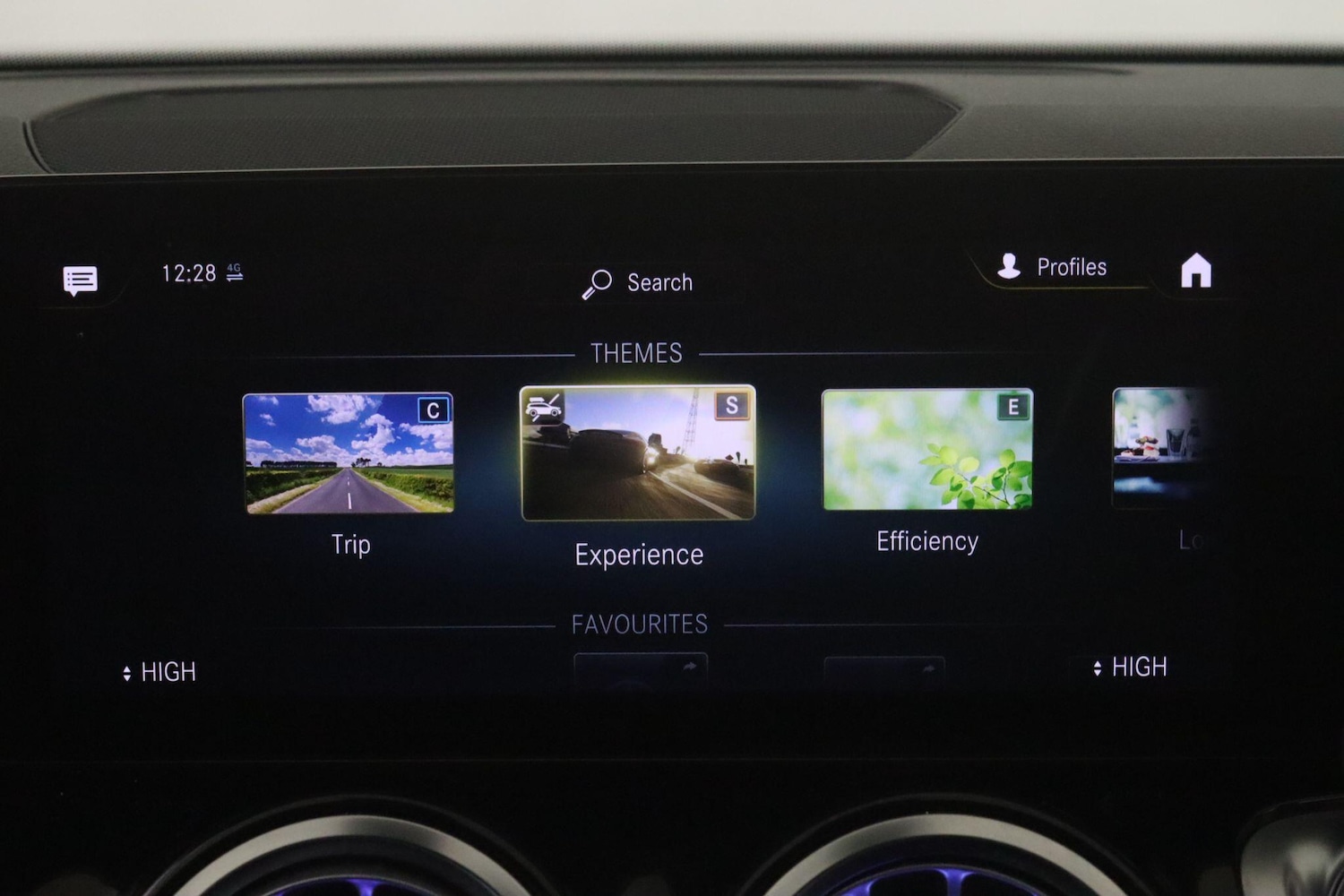 Used Mercedes-Benz GLB 2022 for sale - 77723681: Photo 31