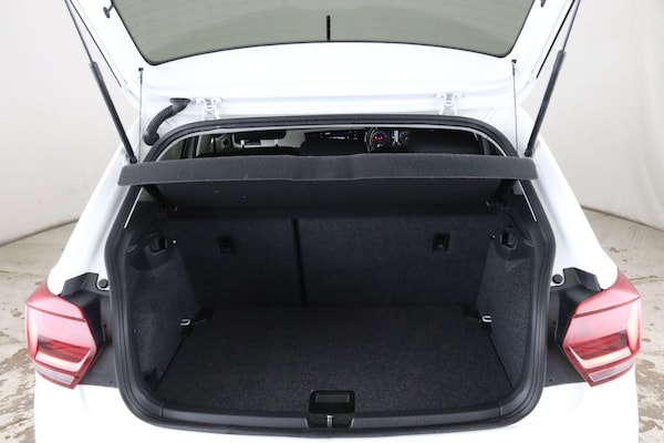 Used Volkswagen Polo 2020 for sale - 76060409: Photo 13