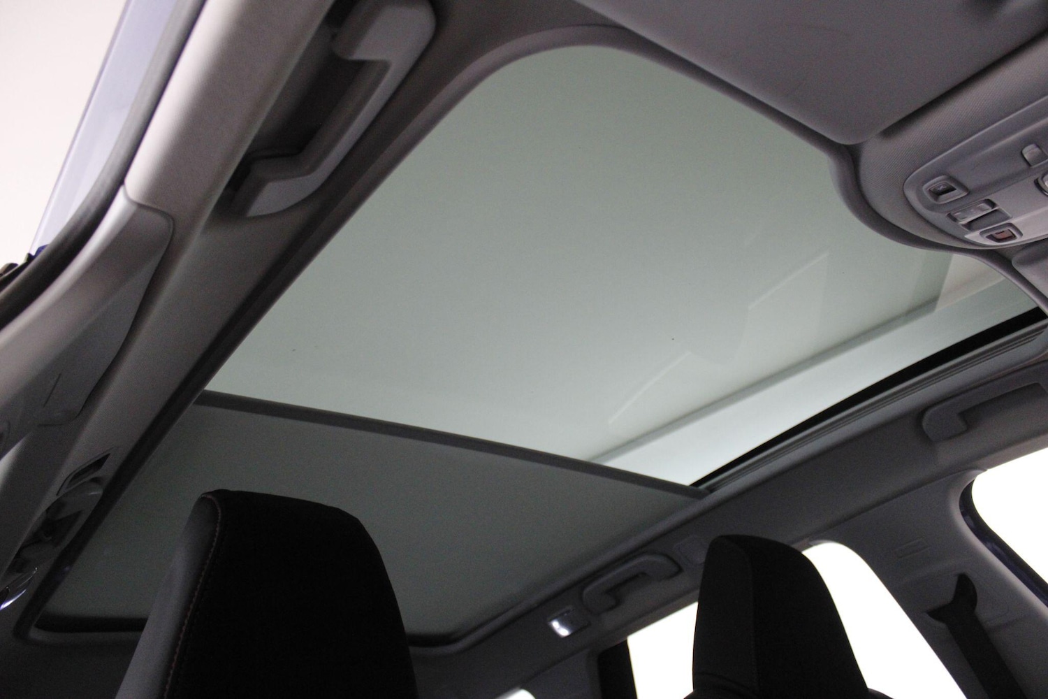 Used Peugeot 308 SW 2018 for sale - 76607884: Photo 16