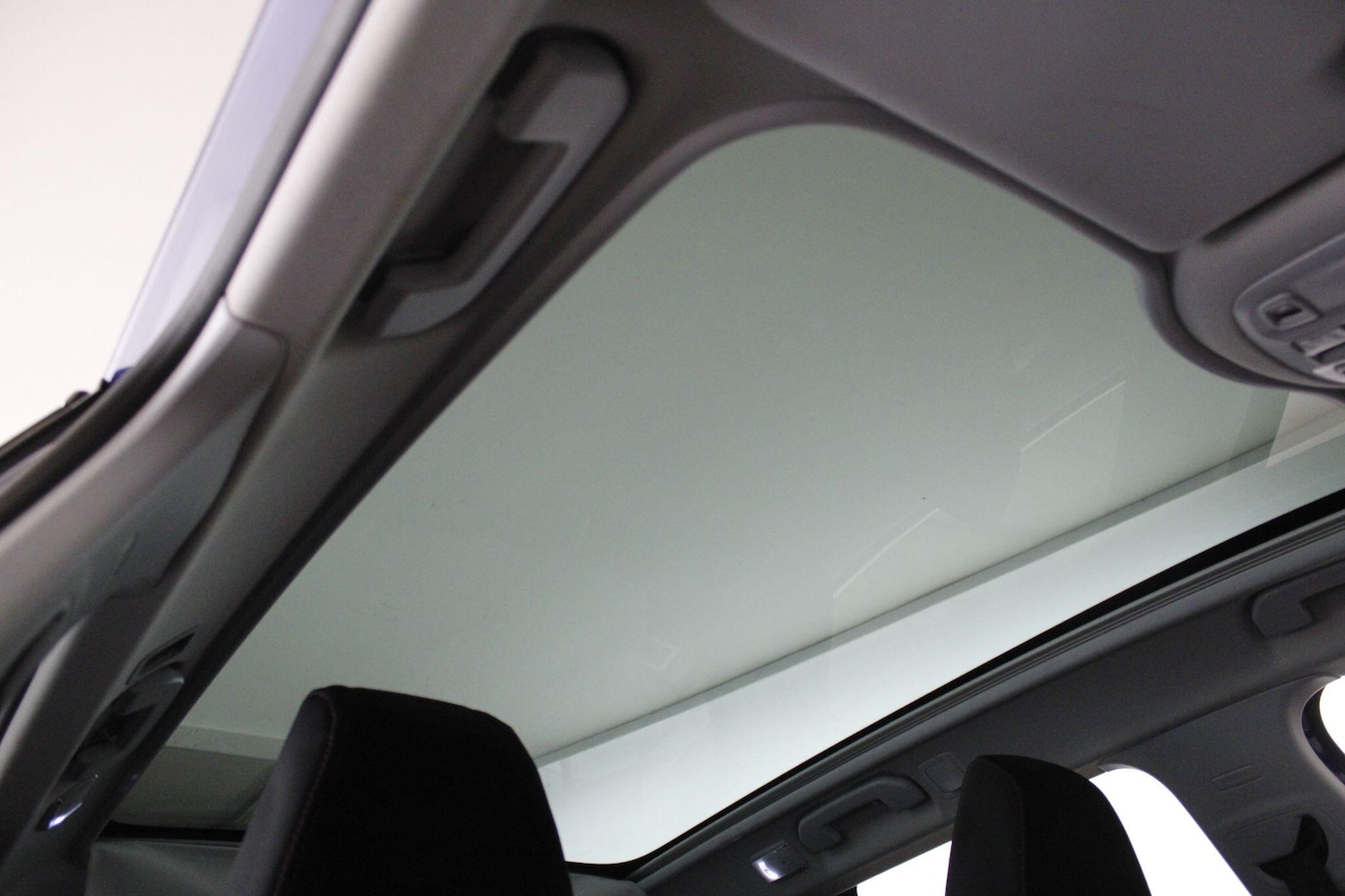 Used Peugeot 308 SW 2018 for sale - 76607884: Photo 17