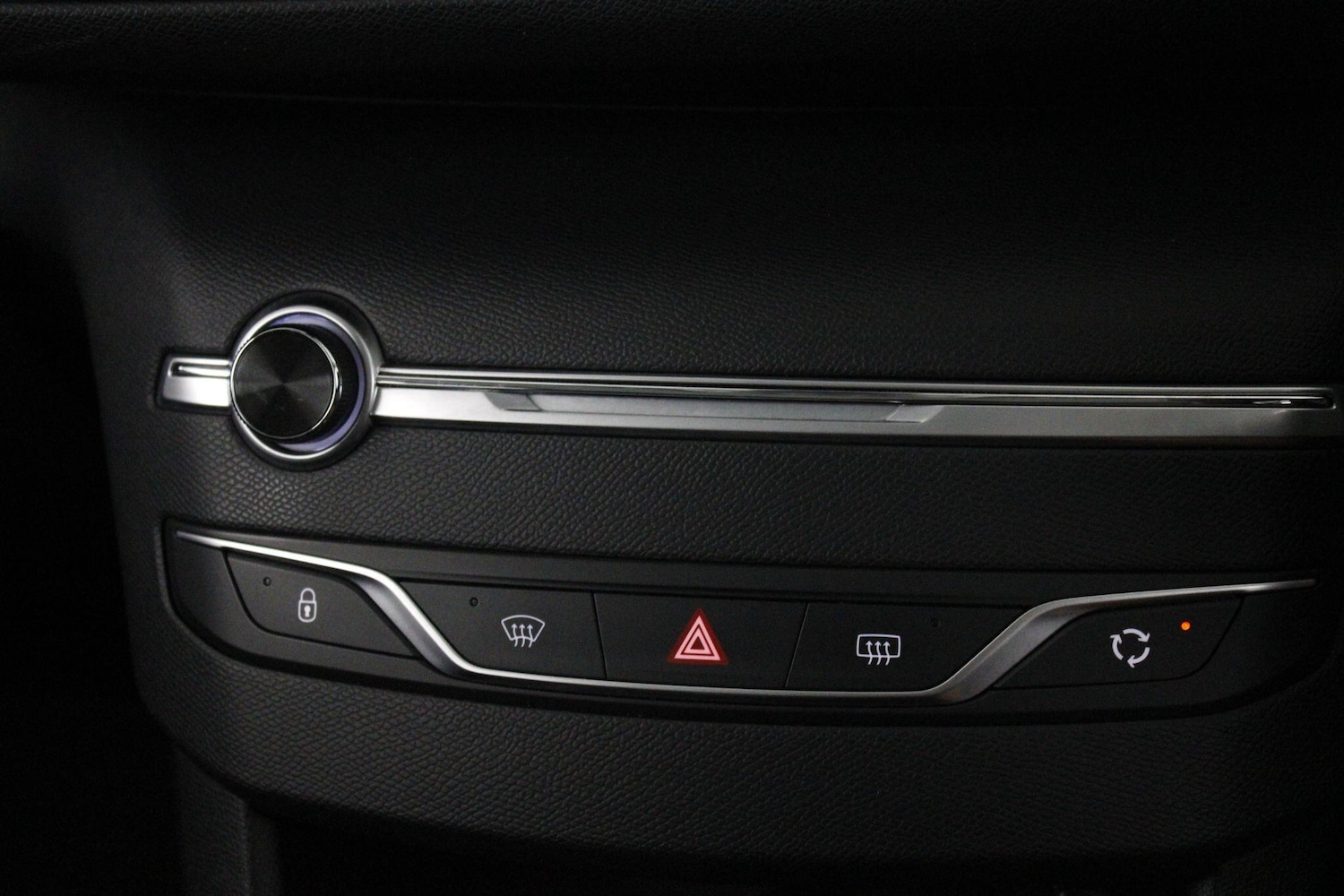 Used Peugeot 308 SW 2018 for sale - 76607884: Photo 24