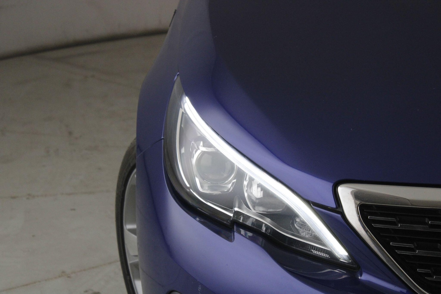 Used Peugeot 308 SW 2018 for sale - 76607884: Photo 8