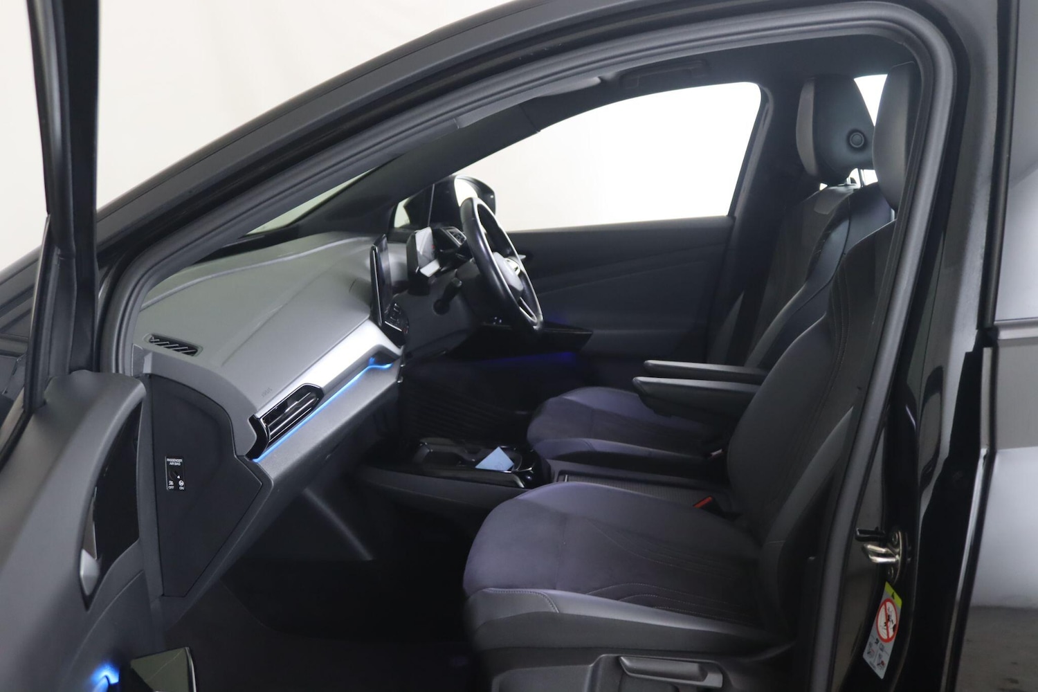 Used Volkswagen ID.4 2021 for sale - 76360811: Photo 11