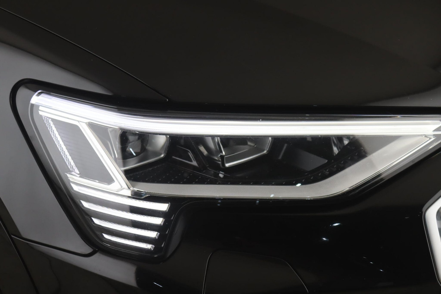 Used Audi e-tron 2021 for sale - 77108860: Photo 9