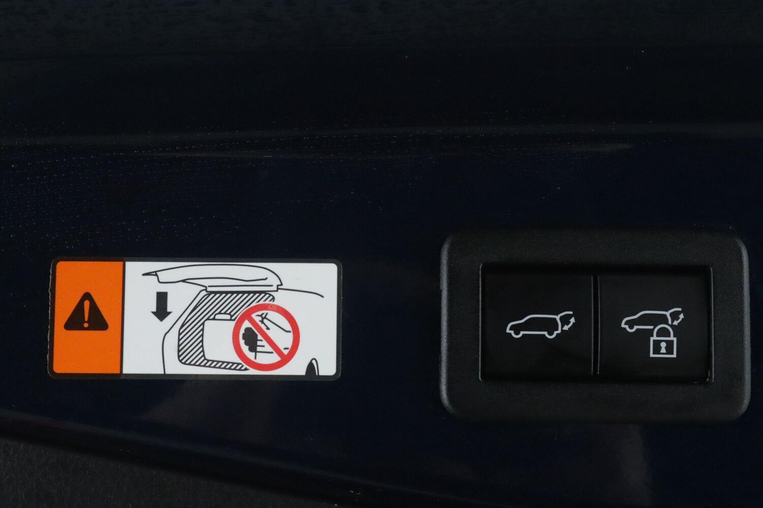 Used Toyota C-HR 2024 for sale - 77550015: Photo 17