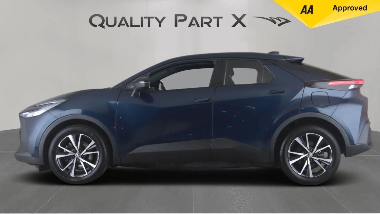 Used Toyota C-HR 2024 for sale - 77550015: Photo 4