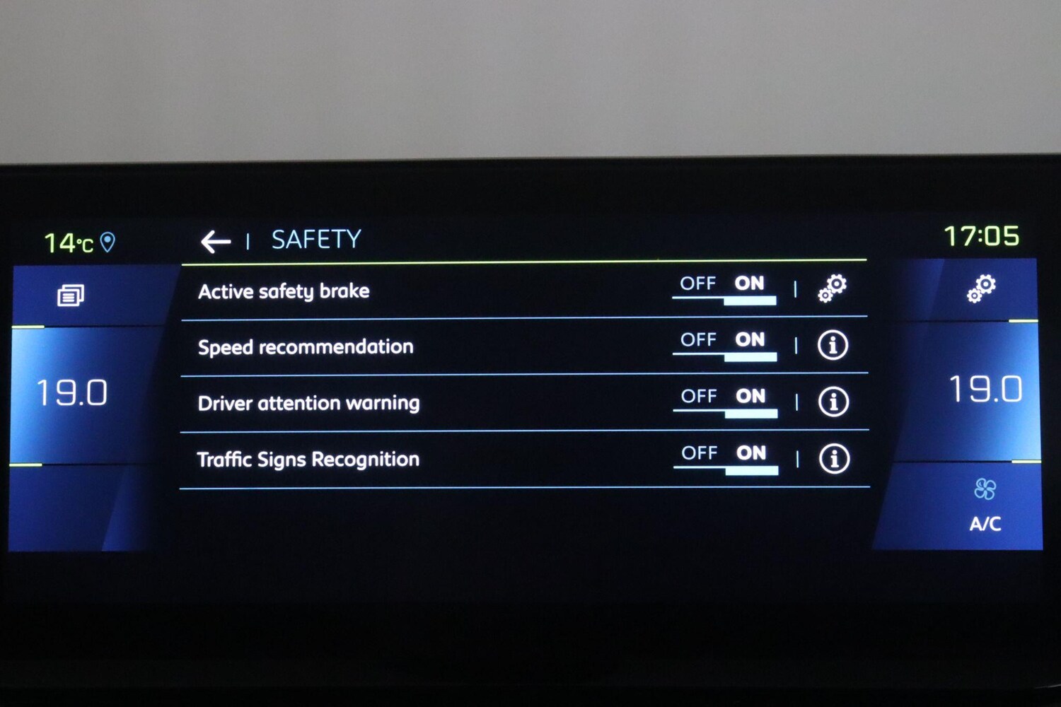 Used Peugeot 3008 2021 for sale - 77958183: Photo 30