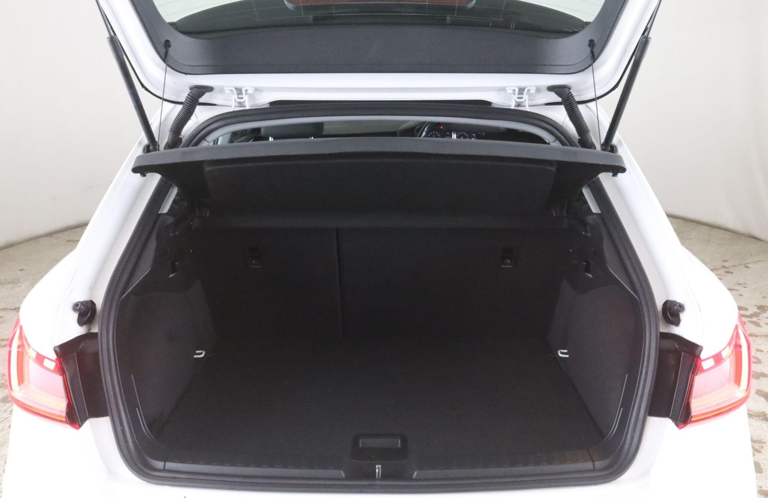 Used Audi A1 for sale - 77230627: Photo 12