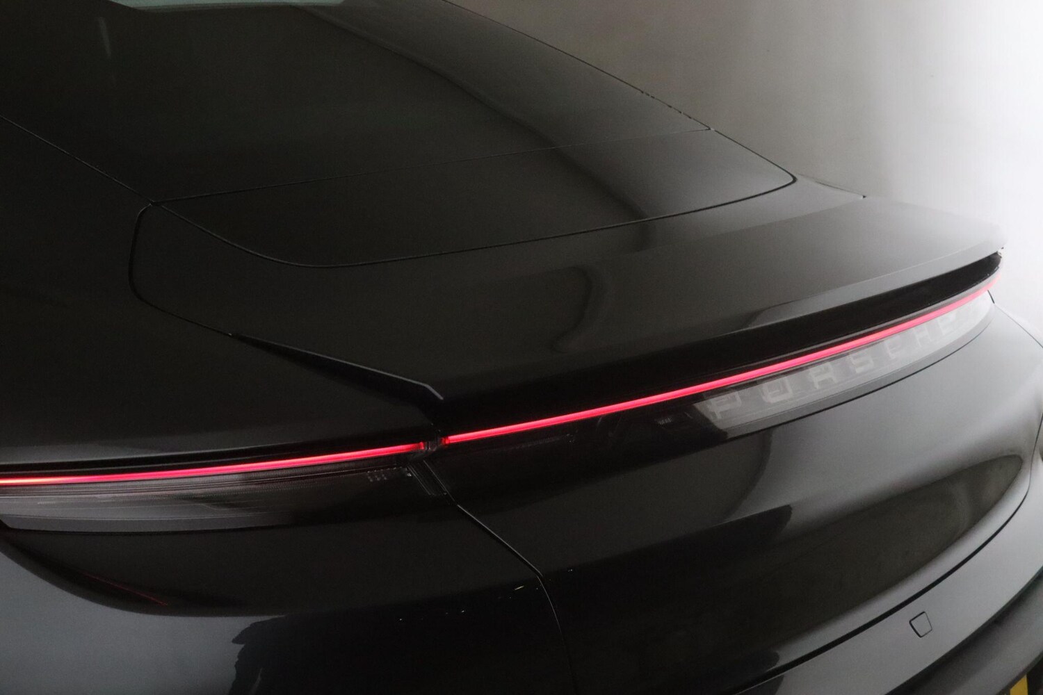 Used Porsche Taycan 2022 for sale - 77611673: Photo 10