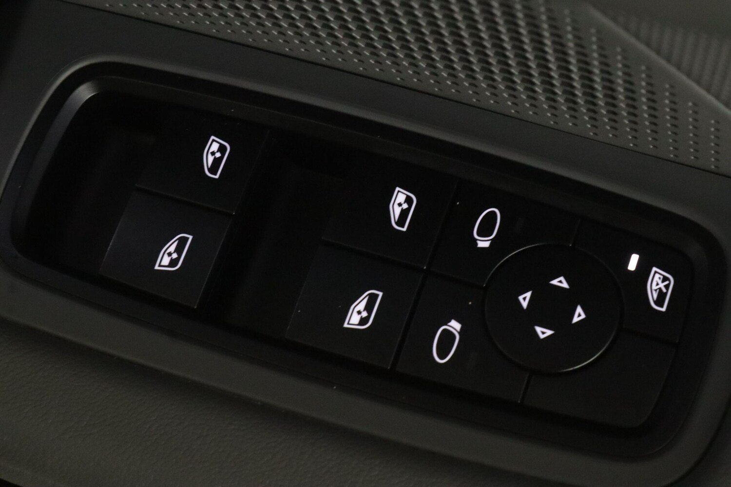 Used Porsche Taycan 2022 for sale - 77611673: Photo 19