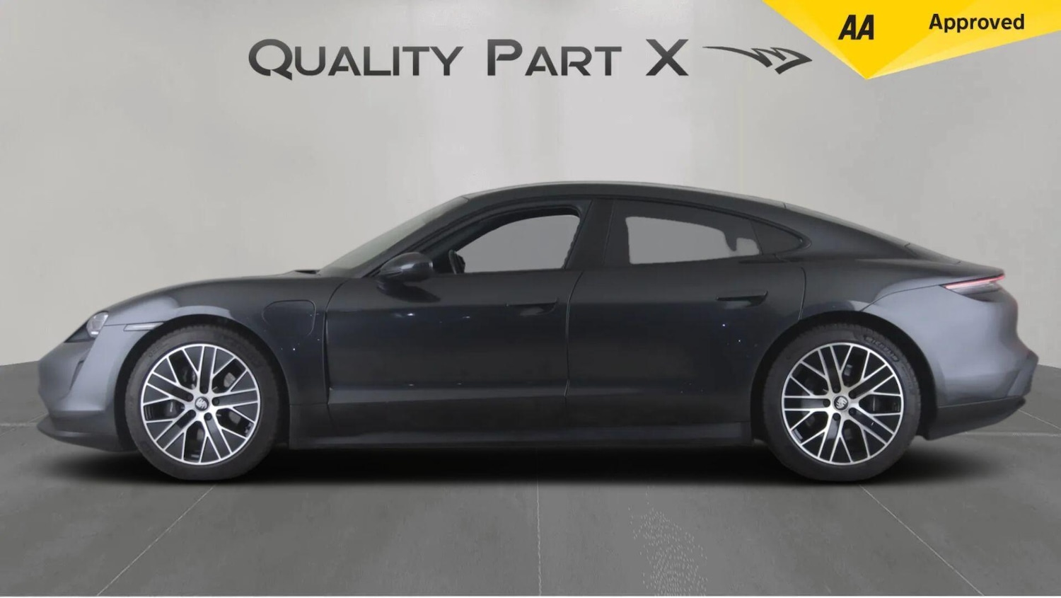 Used Porsche Taycan 2022 for sale - 77611673: Photo 4