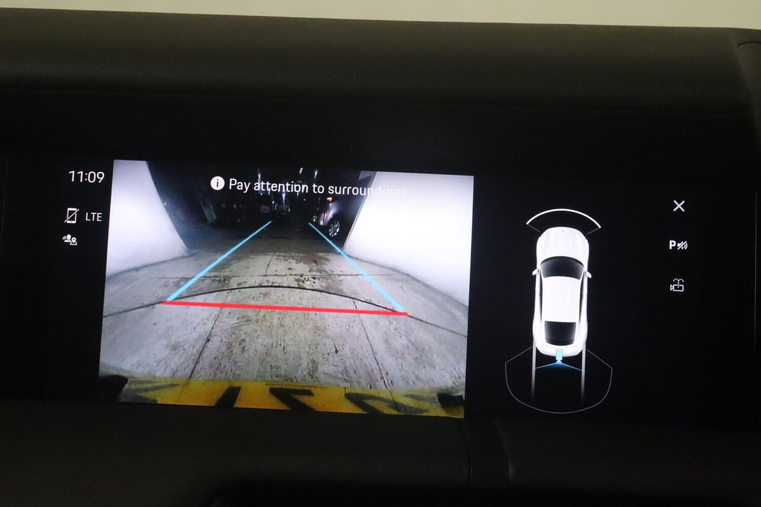 Used Porsche Taycan 2022 for sale - 77611673: Photo 43