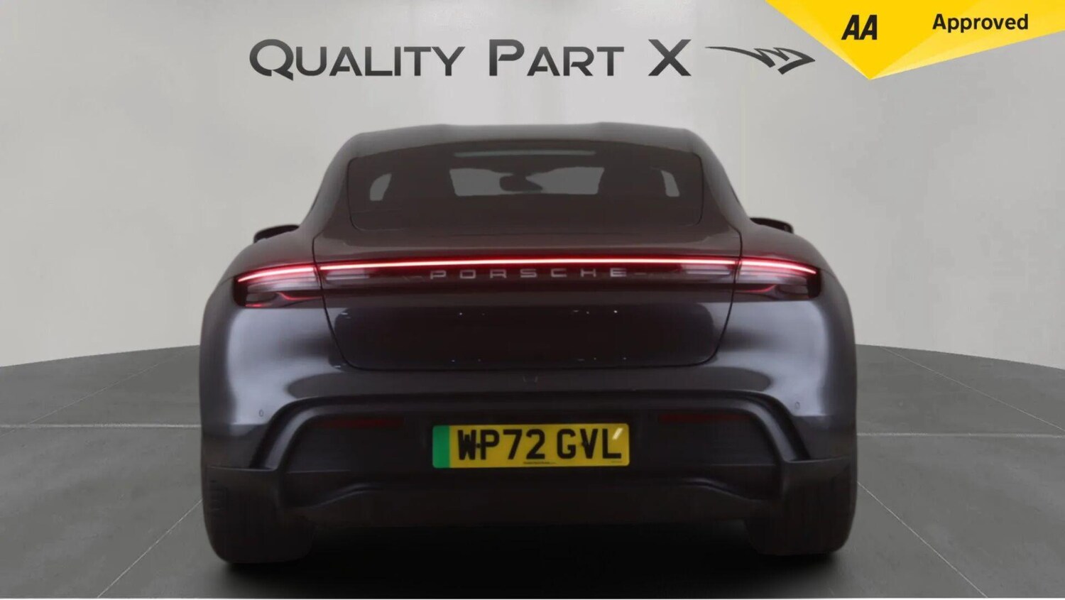 Used Porsche Taycan 2022 for sale - 77611673: Photo 6