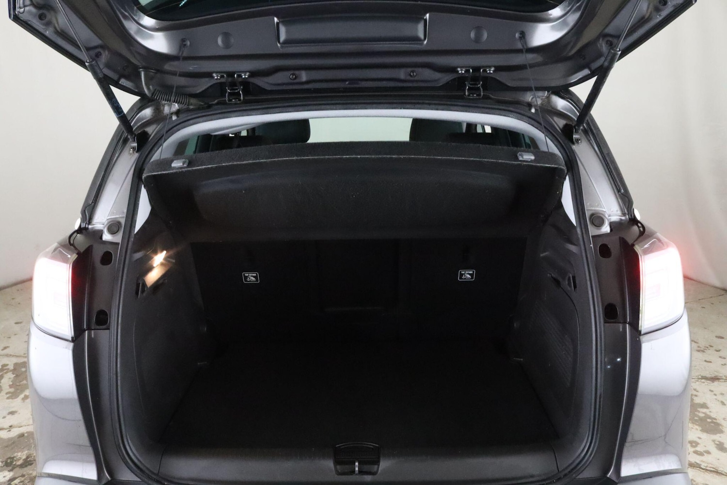 Used Vauxhall Crossland 2022 for sale - 76472687: Photo 12