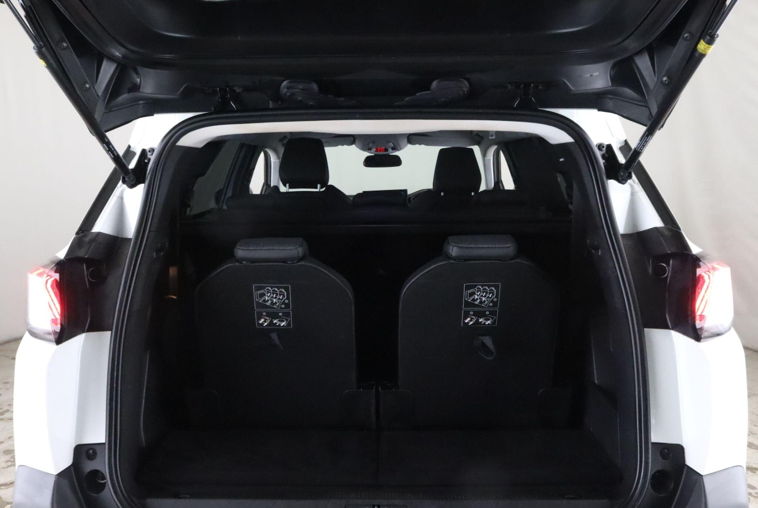 Used Peugeot 5008 2021 for sale - 76573288: Photo 13