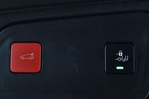 Used Peugeot 3008 2022 for sale - 75532513: Photo 11