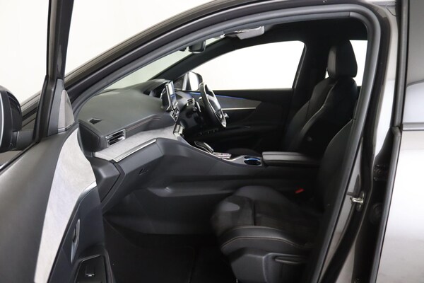 Used Peugeot 3008 2022 for sale - 75532513: Photo 9