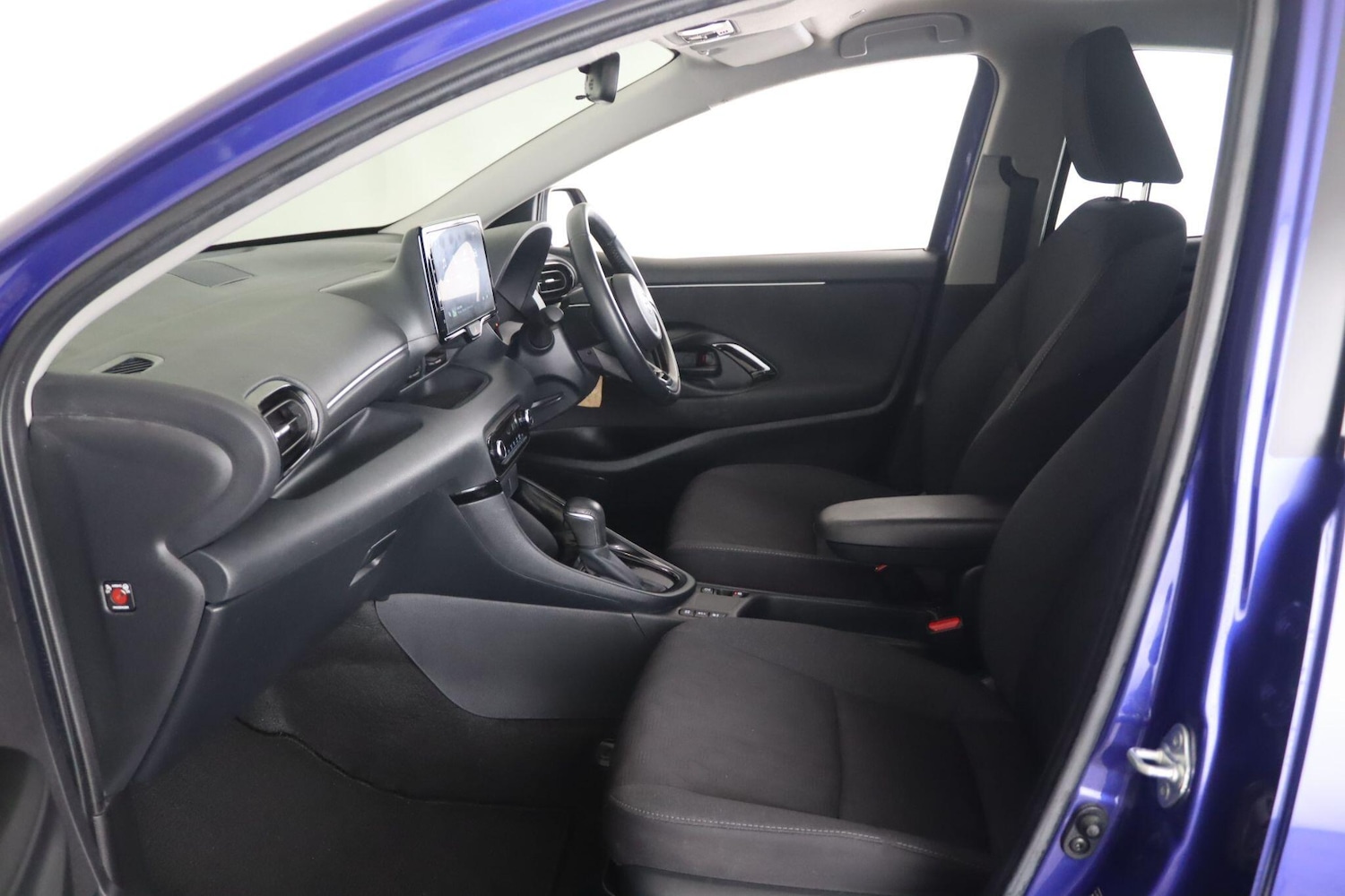 Used Toyota Yaris 2024 for sale - 76715032: Photo 12