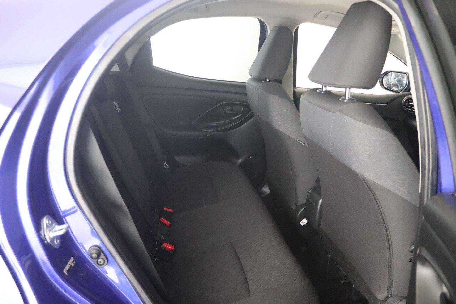 Used Toyota Yaris 2024 for sale - 76715032: Photo 15