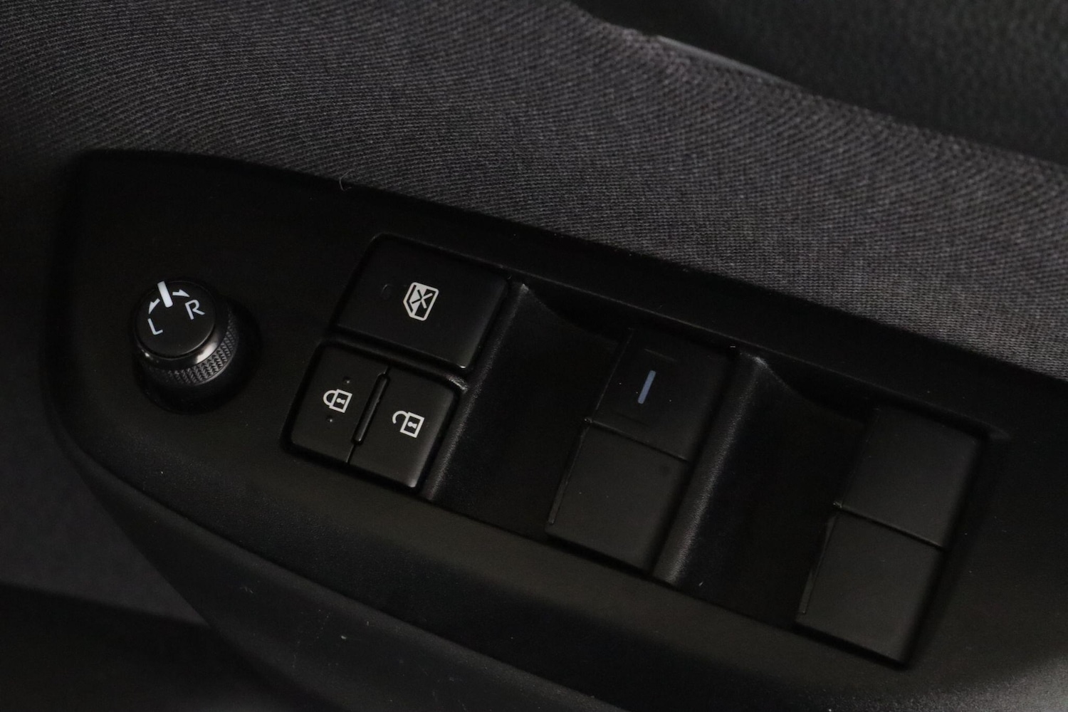 Used Toyota Yaris 2024 for sale - 76715032: Photo 18