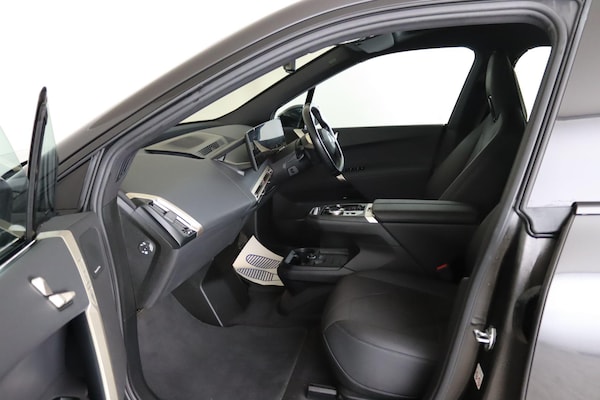 Used BMW iX 2022 for sale - 76041812: Photo 12