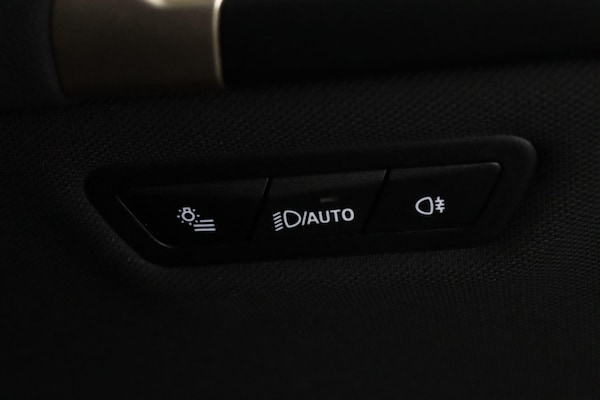 Used BMW iX 2022 for sale - 76041812: Photo 22