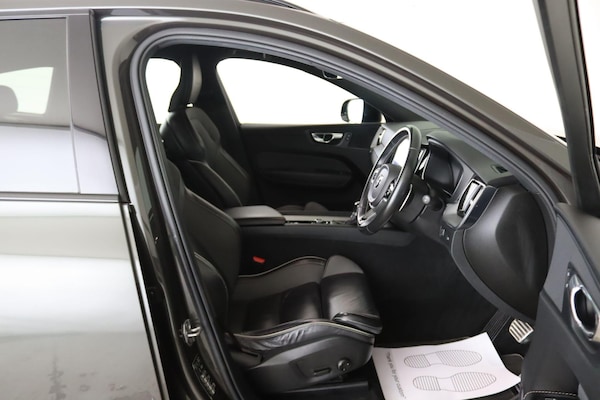 Used Volvo XC60 2019 for sale - 76000952: Photo 17