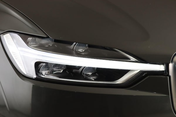 Used Volvo XC60 2019 for sale - 76000952: Photo 9