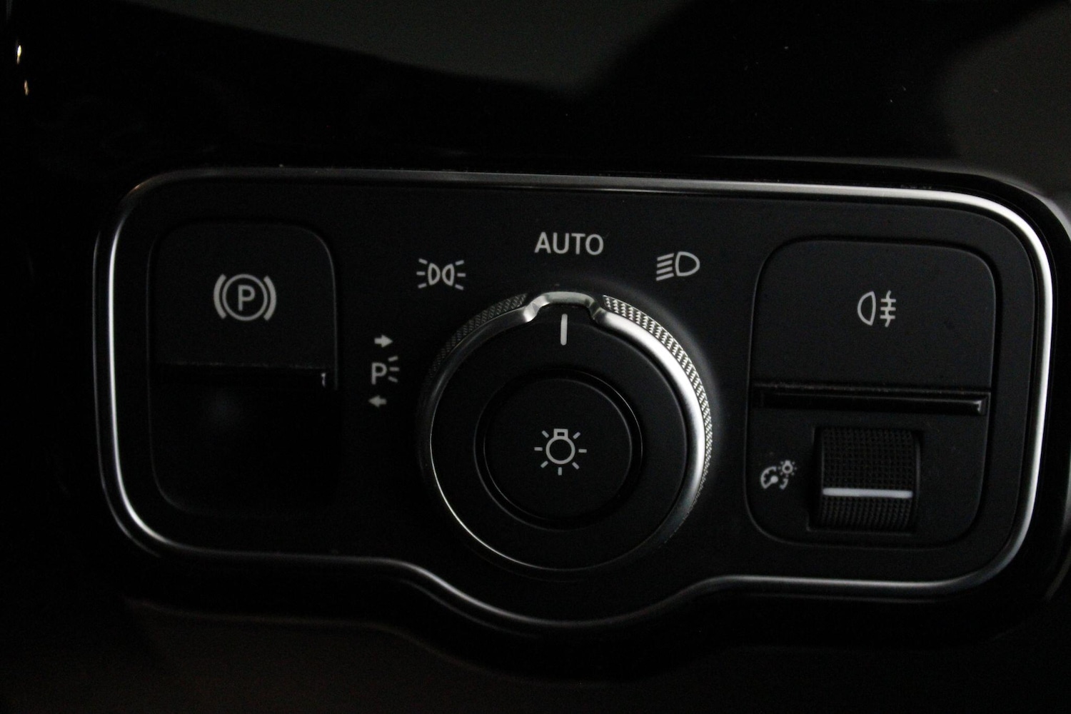 Used Mercedes-Benz A-Class 2019 for sale - 77564994: Photo 13