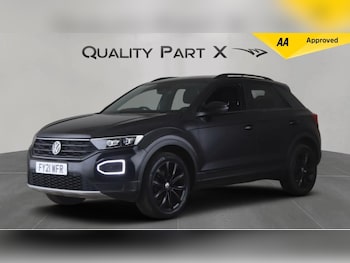 Used Volkswagen T-Roc 2021 for sale - 77646916: Photo