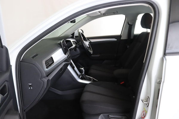 Used Volkswagen T-Roc 2022 for sale - 76041814: Photo 11
