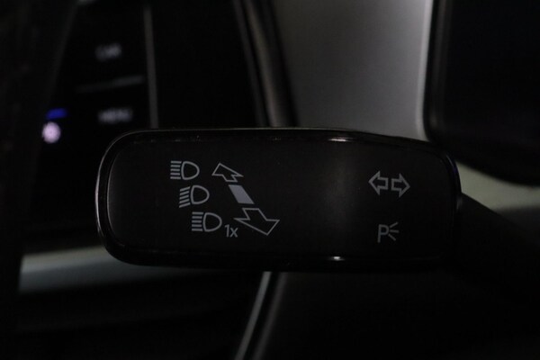 Used Volkswagen T-Roc 2022 for sale - 76041814: Photo 22