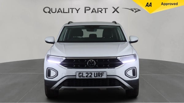 Used Volkswagen T-Roc 2022 for sale - 76041814: Photo 2