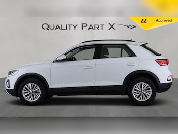 Used Volkswagen T-Roc 2022 for sale - 76041814: Photo 4