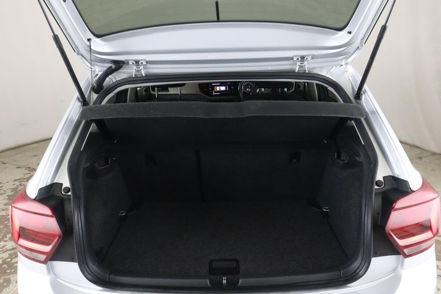 Used Volkswagen Polo 2021 for sale - 76701298: Photo 14