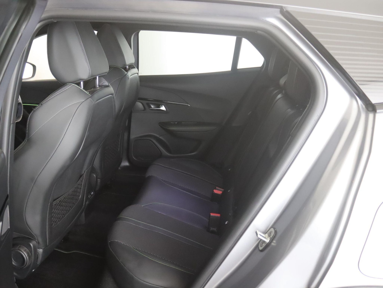 Used Peugeot 2008 2023 for sale - 76898911: Photo 12