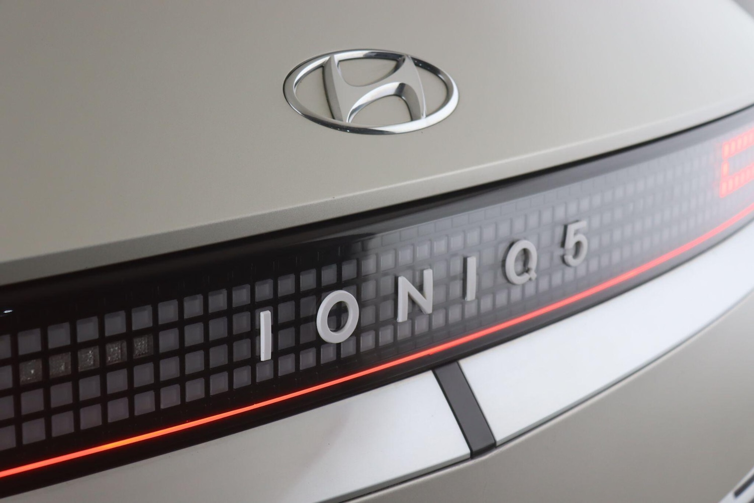 Used Hyundai IONIQ 5 2022 for sale - 76965108: Photo 11