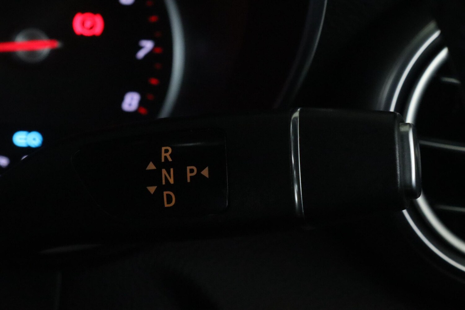 Used Mercedes-Benz GLC 2020 for sale - 76976320: Photo 23