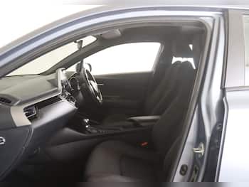 Used Toyota C-HR 2023 for sale - 79520353: Photo
