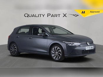 Volkswagen - Golf