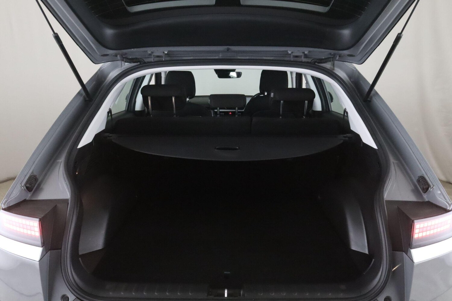 Used Hyundai IONIQ 5 2023 for sale - 77839196: Photo 14