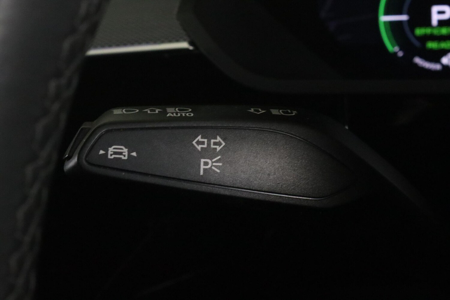 Used Audi Q8 e-tron for sale - 77549604: Photo 27