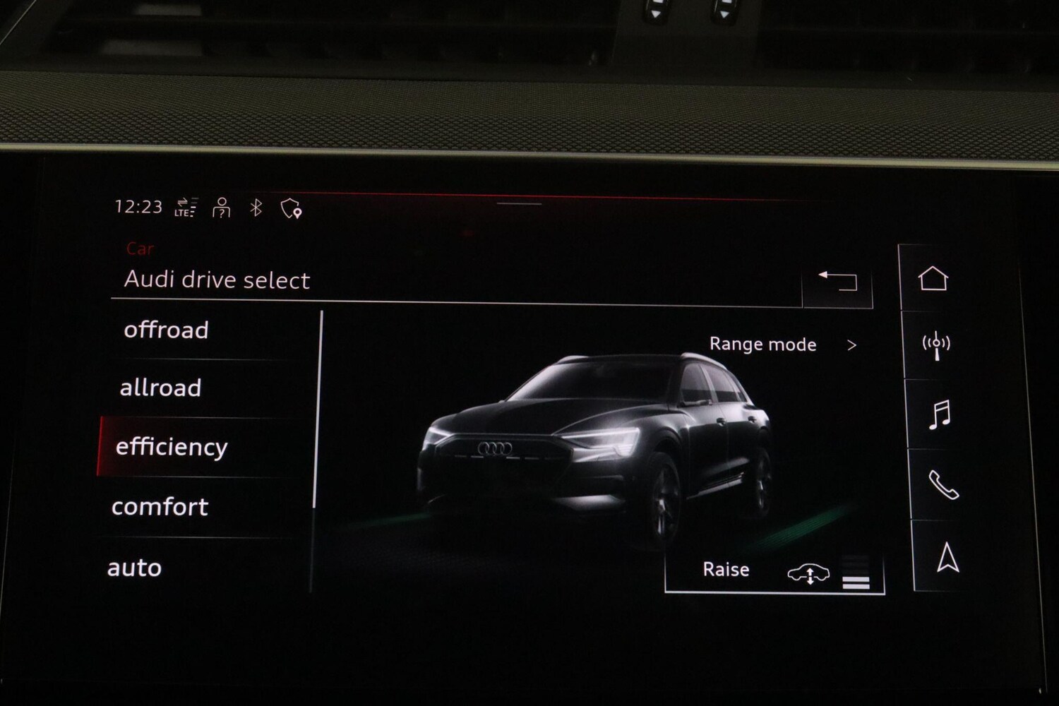 Used Audi Q8 e-tron for sale - 77549604: Photo 40