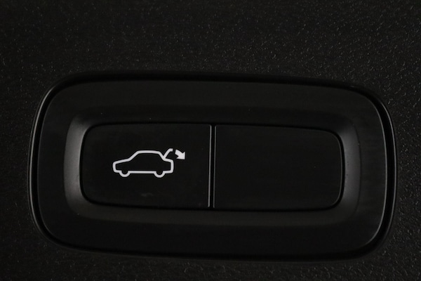 Used Volvo V60 2023 for sale - 74668539: Photo 13