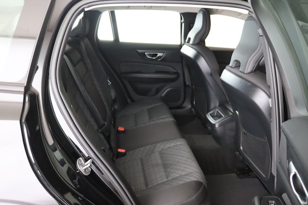 Used Volvo V60 2023 for sale - 74668539: Photo 14