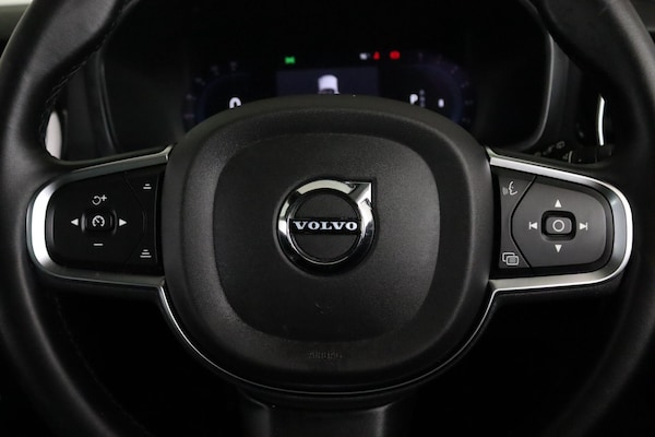 Used Volvo V60 2023 for sale - 74668539: Photo 19