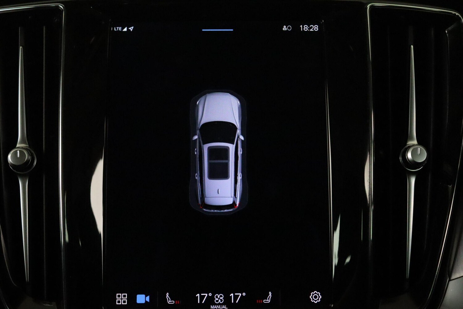 Used Volvo V60 2023 for sale - 74668539: Photo 39