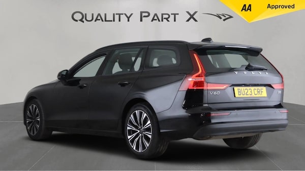 Used Volvo V60 2023 for sale - 74668539: Photo 5